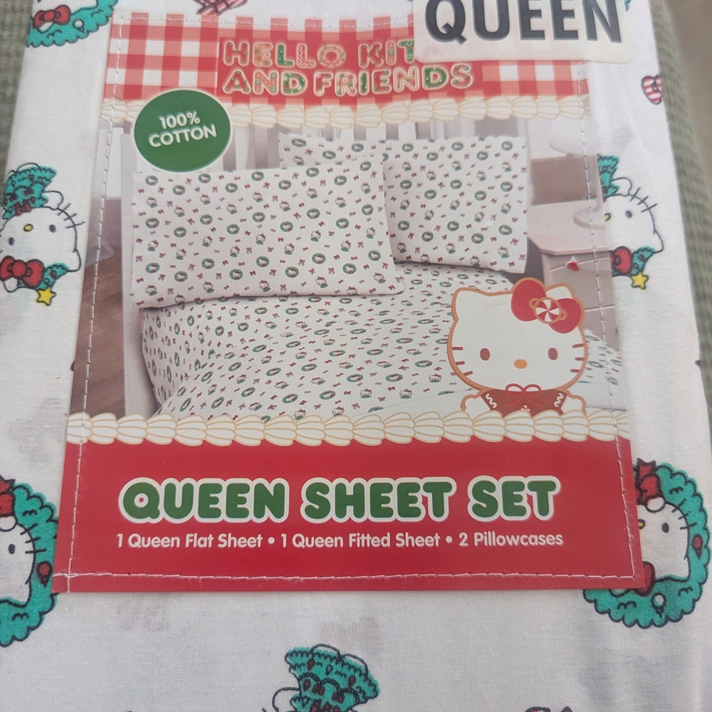Hello Kitty Queen Sheet Set - White and Green